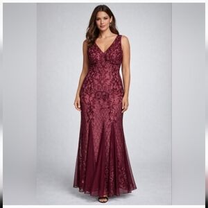 R&M Richards Burgundy Beaded Sequin Maxi Gown Formal Evening Wedding 14W Dress.